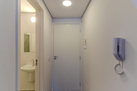 Studio para alugar com 33m², 1 quarto e sem vaga Studio para alugar com 33m², 1 quarto e sem vagaCorredor
