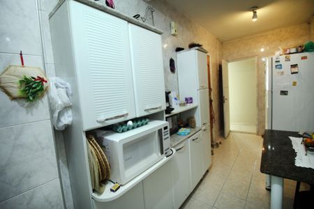 Apartamento à venda com 84m², 3 quartos e 1 vagaCozinha
