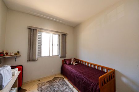 Casa à venda com 166m², 3 quartos e 2 vagasQuarto 1