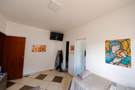 Casa à venda com 166m², 3 quartos e 2 vagasSuíte 2