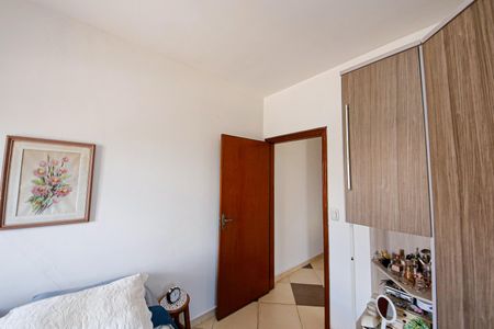 Casa à venda com 166m², 3 quartos e 2 vagasSuíte