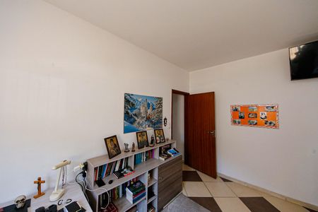 Casa à venda com 166m², 3 quartos e 2 vagasSuíte 2