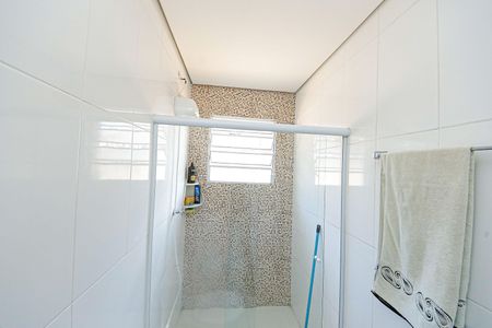 Casa à venda com 166m², 3 quartos e 2 vagasBanheiro Suíte 2