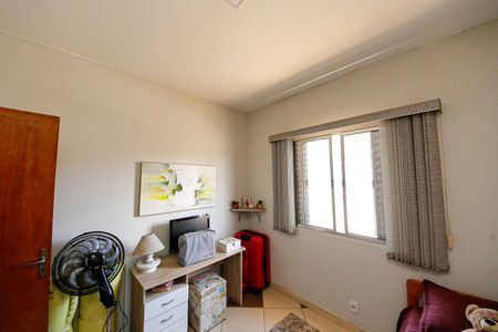 Casa à venda com 166m², 3 quartos e 2 vagasQuarto 1