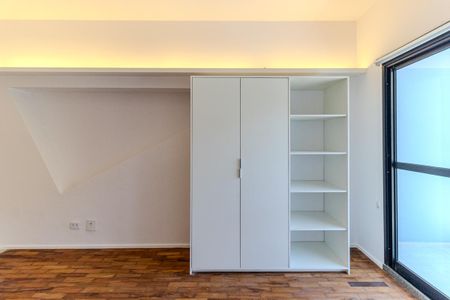 Studio de kitnet/studio para alugar com 1 quarto, 33m² em República, São Paulo