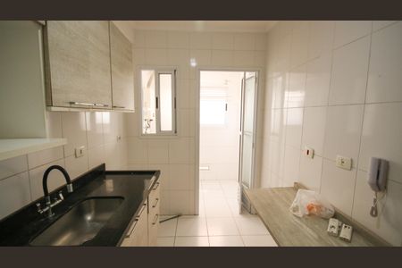 Apartamento para alugar com 92m², 2 quartos e 2 vagasCozinha
