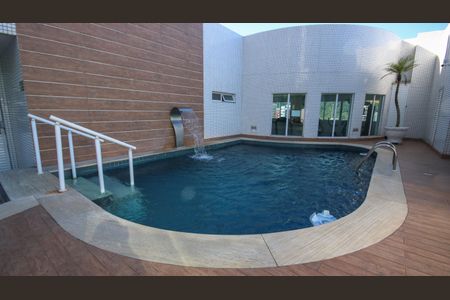 Apartamento para alugar com 92m², 2 quartos e 2 vagasÁrea comum - Piscina