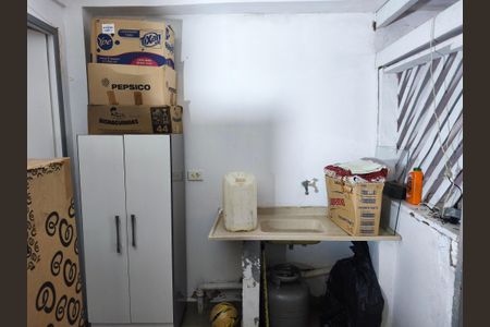 Casa à venda com 200m², 2 quartos e sem vaga Casa à venda com 200m², 2 quartos e sem vagaEdícula