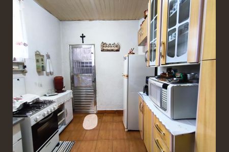 Casa à venda com 200m², 2 quartos e sem vaga Casa à venda com 200m², 2 quartos e sem vagaCozinha