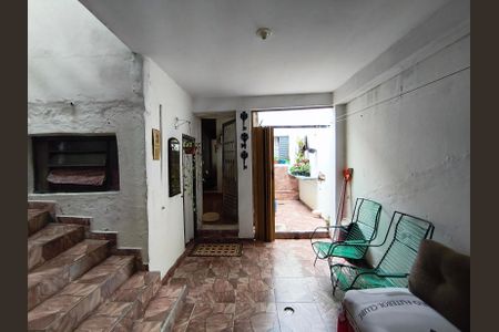 Casa à venda com 200m², 2 quartos e sem vaga Casa à venda com 200m², 2 quartos e sem vagaQuintalÁrea de Serviço