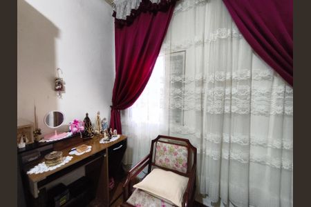 Casa à venda com 200m², 2 quartos e sem vaga Casa à venda com 200m², 2 quartos e sem vagaQuarto