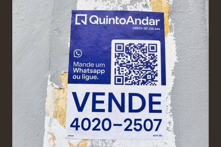 Casa à venda com 200m², 2 quartos e sem vaga Casa à venda com 200m², 2 quartos e sem vagaPlaquinha