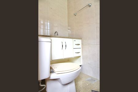 Apartamento à venda com 333m², 4 quartos e 3 vagasLavabo da Sala 1