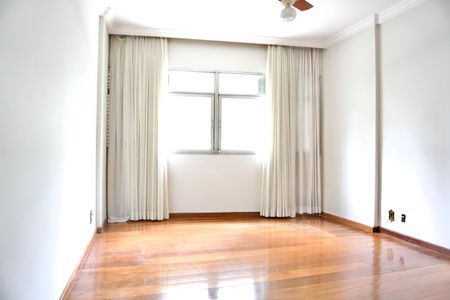 Apartamento à venda com 333m², 4 quartos e 3 vagasSuíte