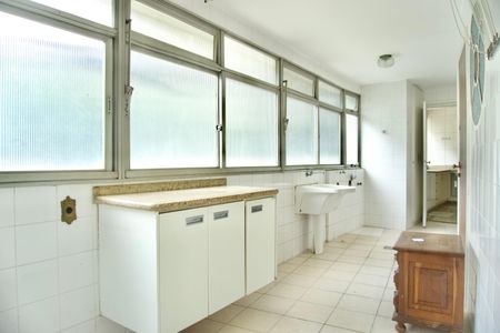 Apartamento à venda com 333m², 4 quartos e 3 vagasÁrea de Serviço