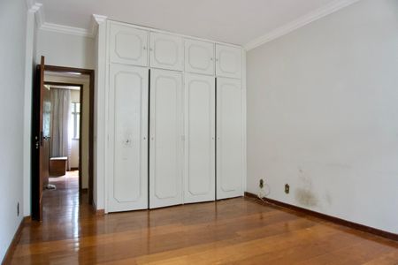 Apartamento à venda com 333m², 4 quartos e 3 vagasQuarto 1