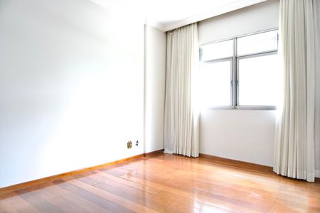 Apartamento à venda com 333m², 4 quartos e 3 vagasSuíte