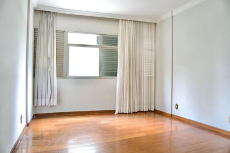 Apartamento à venda com 333m², 4 quartos e 3 vagasSala 2