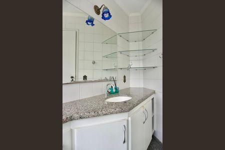 Apartamento à venda com 333m², 4 quartos e 3 vagasBanheiro da Suíte