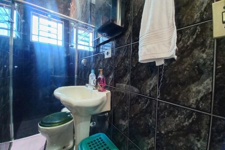 Banheiro de casa à venda com 3 quartos, 300m² em Jardim Eulina, Campinas