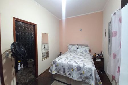 Casa à venda com 300m², 3 quartos e 5 vagasQuarto 2 - Suíte