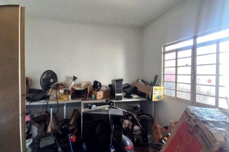 Casa à venda com 300m², 3 quartos e 5 vagasSala