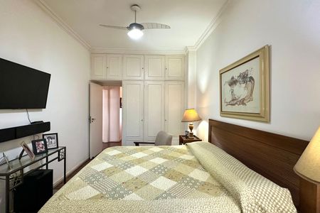 Apartamento à venda com 94m², 3 quartos e 1 vagaQuarto 02