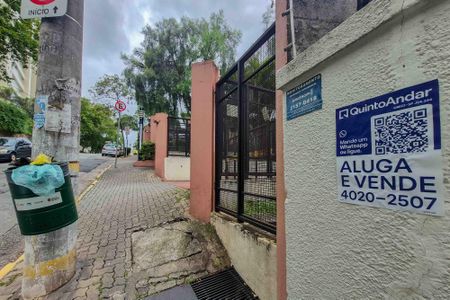 Apartamento à venda com 54m², 2 quartos e 1 vaga Apartamento à venda com 54m², 2 quartos e 1 vagaFachada