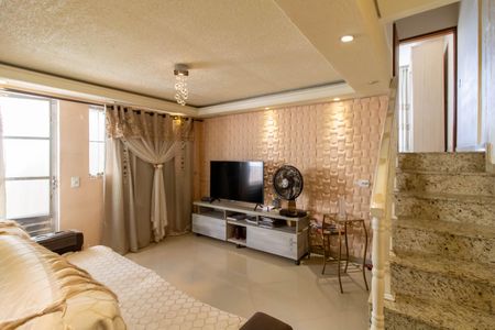 Sala de casa para alugar com 2 quartos, 249m² em Jardim Divinolandia, Guarulhos