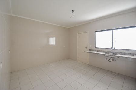 Casa à venda com 192m², 3 quartos e 4 vagas Casa à venda com 192m², 3 quartos e 4 vagasCozinha