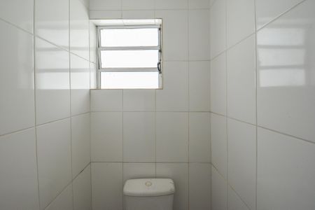 Casa à venda com 192m², 3 quartos e 4 vagas Casa à venda com 192m², 3 quartos e 4 vagasBanheiro de serviço