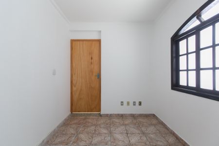 Casa para alugar com 100m², 3 quartos e 1 vagaQuarto 1