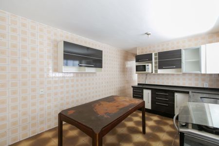 Casa para alugar com 100m², 3 quartos e 1 vagaCozinha