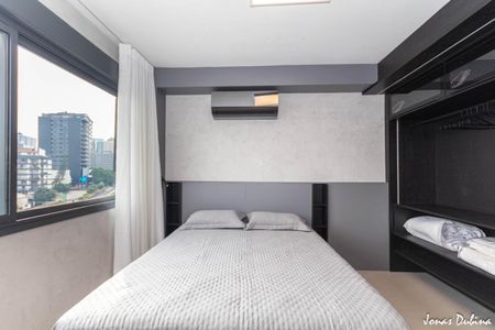 Studio de kitnet/studio à venda com 1 quarto, 30m² em Boa Vista, Porto Alegre