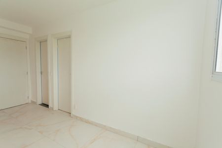 Sala de apartamento para alugar com 2 quartos, 35m² em Usina Piratininga, São Paulo