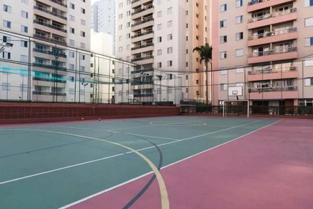Apartamento à venda com 110m², 3 quartos e 2 vagas Apartamento à venda com 110m², 3 quartos e 2 vagasÁrea comum - Quadra Esportiva