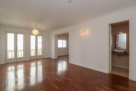 Apartamento à venda com 97m², 2 quartos e 1 vaga Apartamento à venda com 97m², 2 quartos e 1 vagaSala