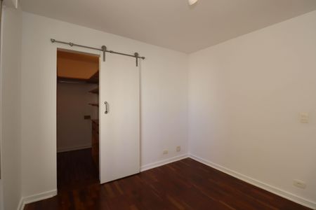 Apartamento à venda com 97m², 2 quartos e 1 vaga Apartamento à venda com 97m², 2 quartos e 1 vagaQuarto 1