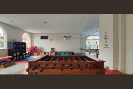 Apartamento à venda com 97m², 2 quartos e 1 vaga Apartamento à venda com 97m², 2 quartos e 1 vagaÁrea comum - Playground