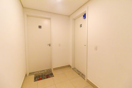 Apartamento para alugar com 34m², 2 quartos e sem vaga Apartamento para alugar com 34m², 2 quartos e sem vagaHall