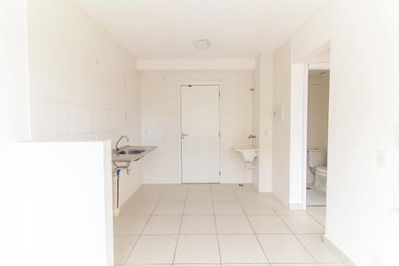 Apartamento para alugar com 34m², 2 quartos e sem vaga Apartamento para alugar com 34m², 2 quartos e sem vagaSala/Cozinha