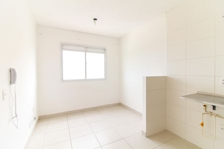 Apartamento para alugar com 34m², 2 quartos e sem vaga Apartamento para alugar com 34m², 2 quartos e sem vagaSala/Cozinha