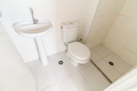 Apartamento para alugar com 34m², 2 quartos e sem vaga Apartamento para alugar com 34m², 2 quartos e sem vagaBanheiro