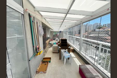 Apartamento à venda com 120m², 1 quarto e 1 vaga Apartamento à venda com 120m², 1 quarto e 1 vagaVaranda