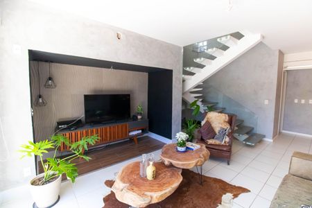 Sala de casa para alugar com 4 quartos, 220m² em Engenho do Mato, Niterói