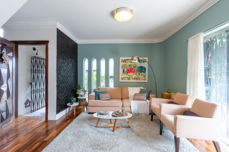 Casa à venda com 3 quartos, 220m² em Jardim Lar Sao Paulo, São Paulo