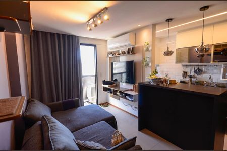 Apartamento à venda com 65m², 2 quartos e 1 vaga Apartamento à venda com 65m², 2 quartos e 1 vagaSala