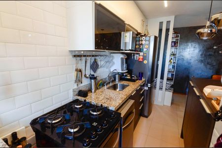 Apartamento à venda com 65m², 2 quartos e 1 vaga Apartamento à venda com 65m², 2 quartos e 1 vagaCozinha