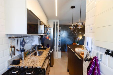 Apartamento à venda com 65m², 2 quartos e 1 vaga Apartamento à venda com 65m², 2 quartos e 1 vagaCozinha