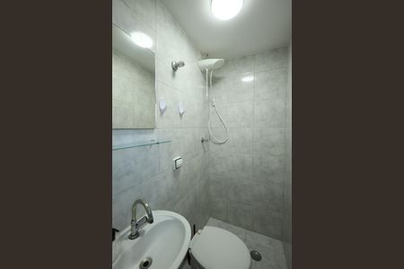 Apartamento à venda com 64m², 2 quartos e 1 vagaBanheiro de serviço 